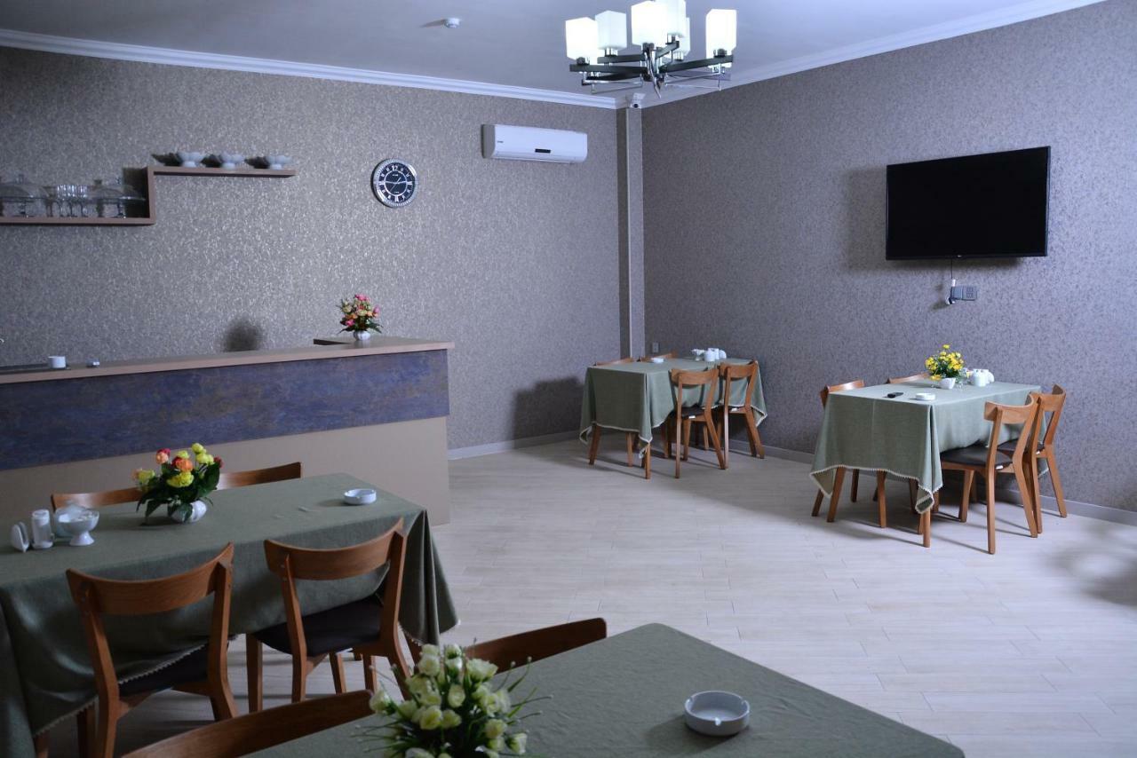 Global Hotel Baku Exterior photo