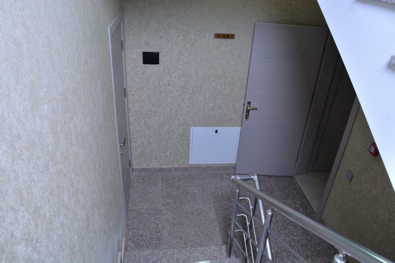 Global Hotel Baku Exterior photo